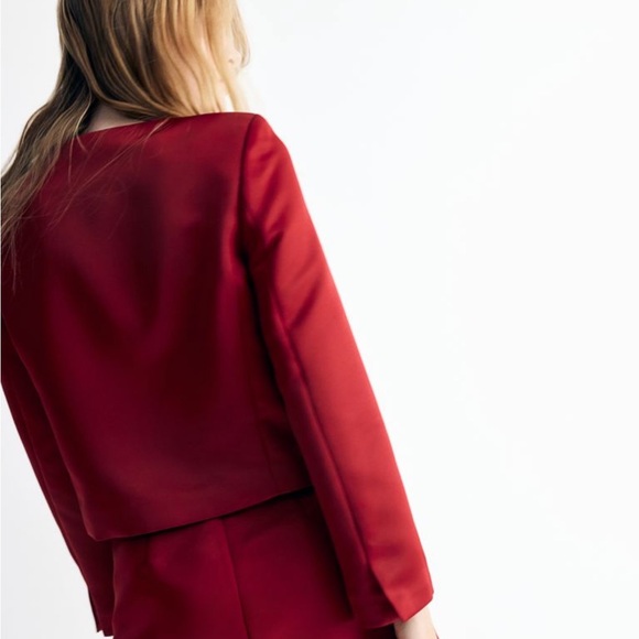 NWT H&M Elegant Red Skirt with Bow Accents - Picture 3 of 7